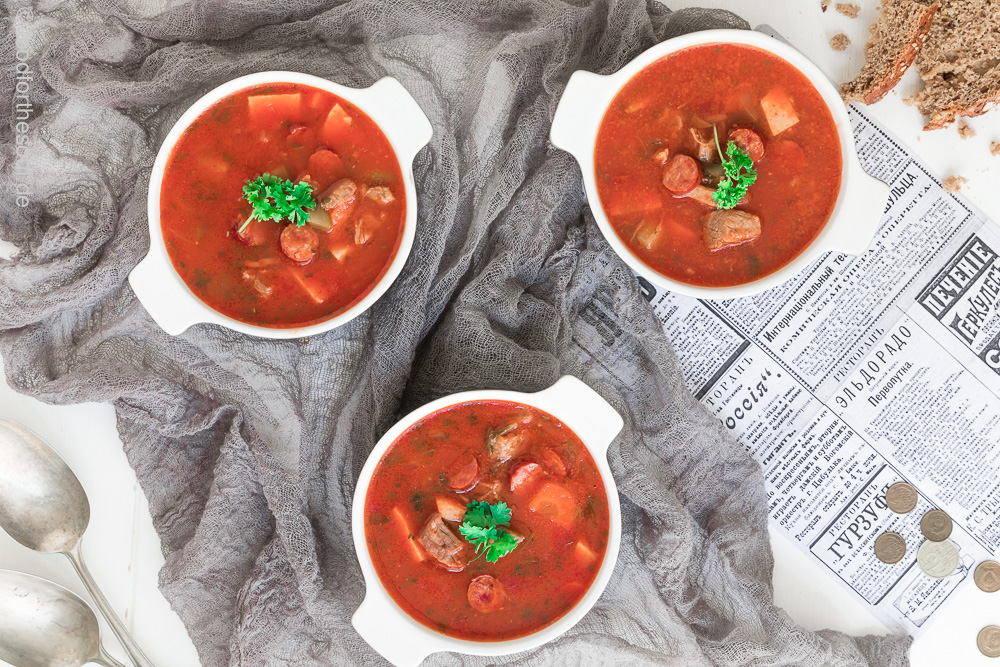 Soljanka mit Fleisch nach Russischem Rezept #soljanka #russisch #rezept #suppe #eintopf #ddr #fleisch #spezialität