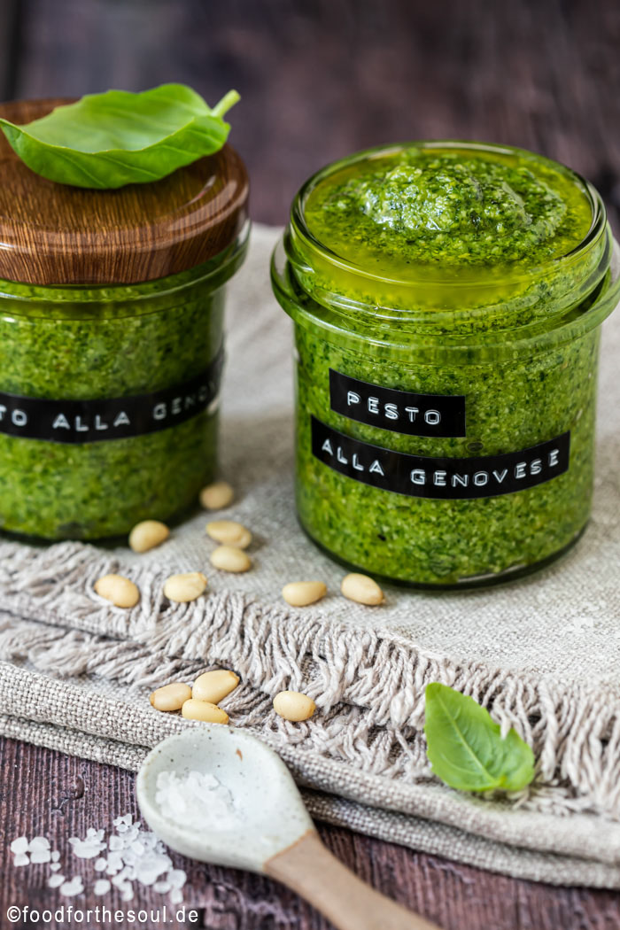 Basilikum Pesto - Pesto alla Genovese - food for the soul