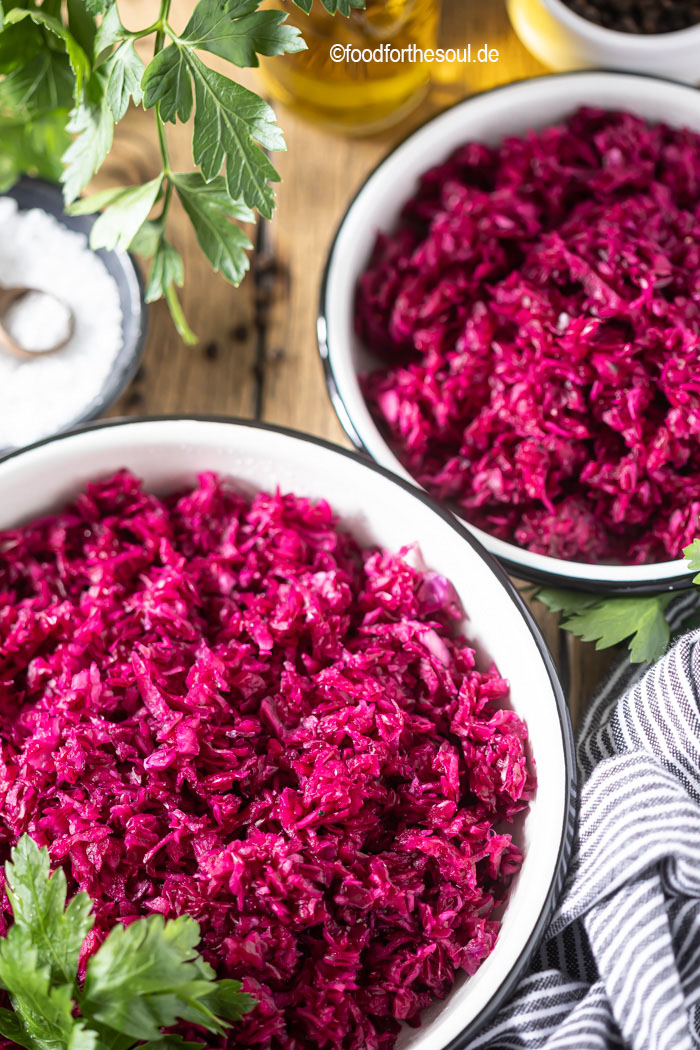 Klassischer Rotkrautsalat - einfaches Rezept - food for the soul