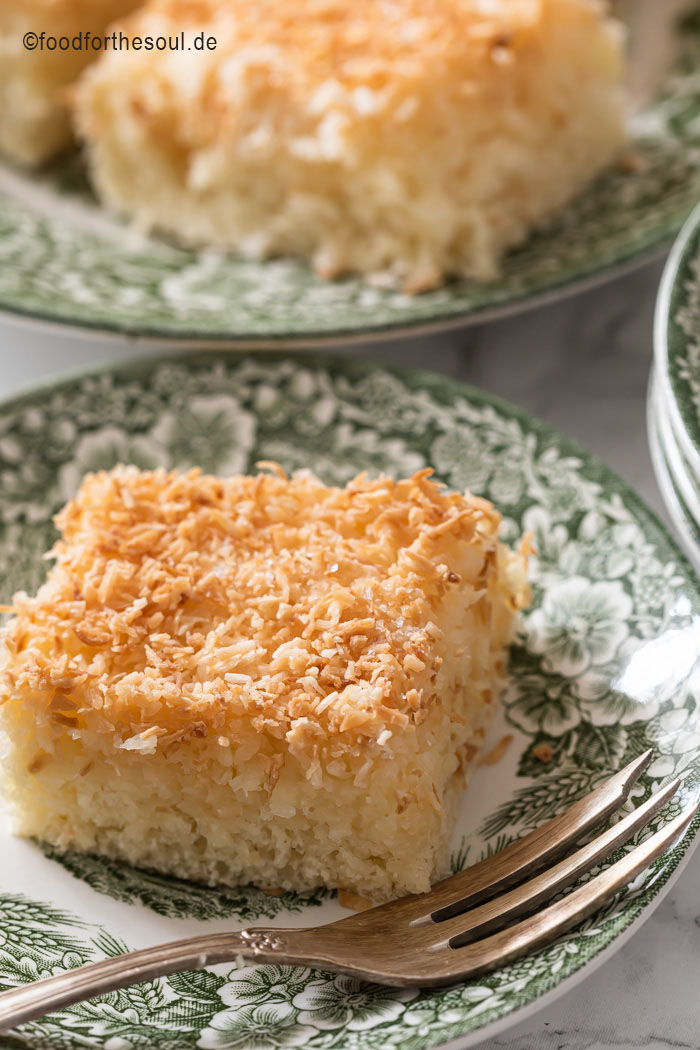 Buttermilchkuchen mit Kokos vom Blech - food for the soul