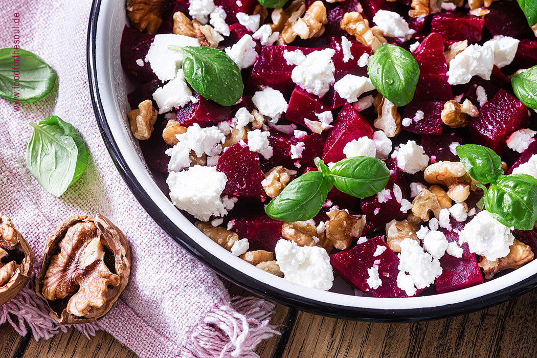 Rote Bete Salat mit Feta und Walnüssen - food for the soul