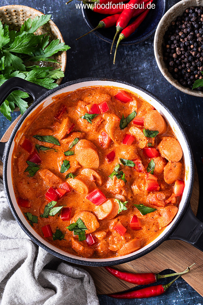 Würstchengulasch Rezept - einfach und schnell selber machen